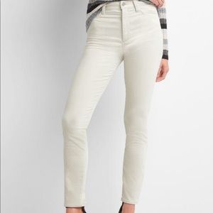 Gap True Skinny Super High Rise Velvet  27